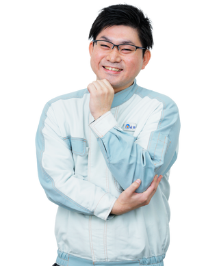 STAFF04の人物画像